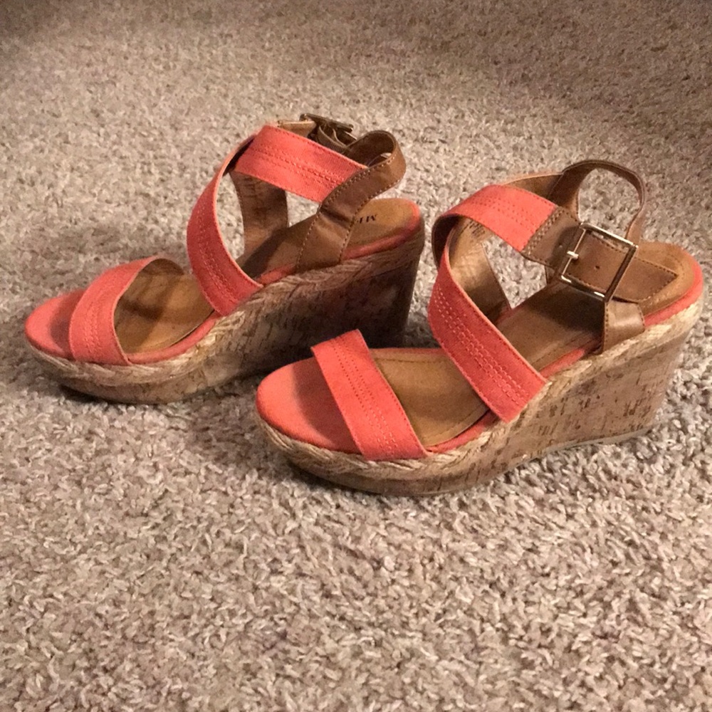 🌟Final Price 🌟 Cute Merona Strappy Wedges